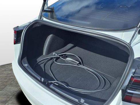 Used 2022 Tesla Model 3 Performance image 7