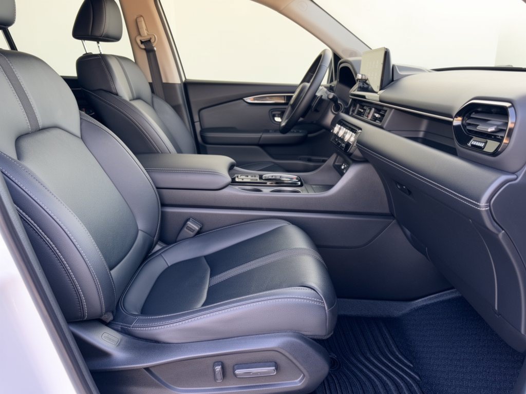 Used 2025 Honda Pilot EX-L image 30