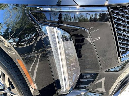 New 2026 Cadillac Escalade ESV Sport AWD/4WD image 14