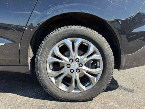 Used 2019 Buick Enclave Avenir w/ Avenir Technology Package AWD/4WD image 34