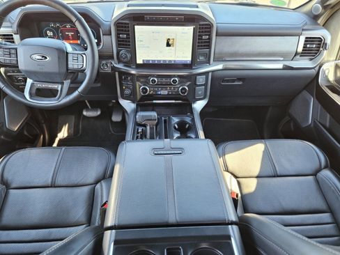 Certified 2022 Ford F150 Platinum w/ Equipment Group 701A High image 16