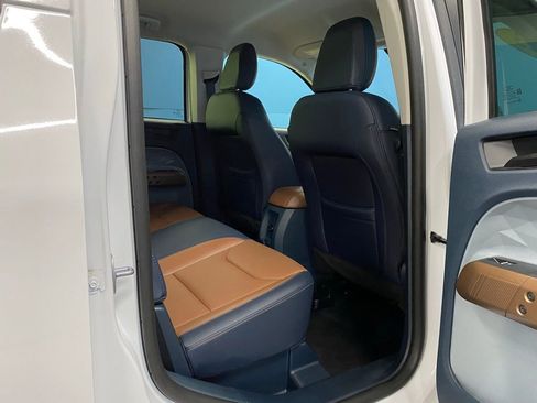 Used 2023 Ford Maverick Lariat image 41