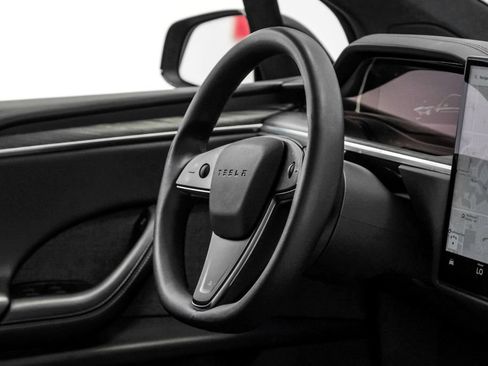 Used 2023 Tesla Model X AWD/4WD image 14