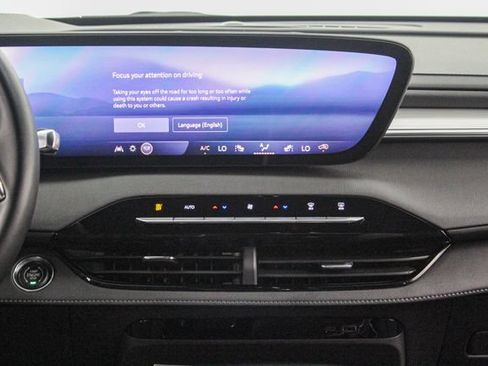 Certified 2026 Buick Enclave Preferred w/ Power Package AWD/4WD image 26