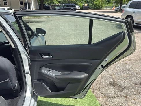 Used 2020 Nissan Altima 2.5 S FWD image 21