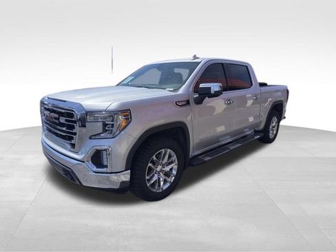 Used 2020 GMC Sierra 1500 SLT RWD image 2