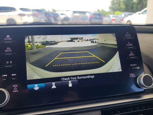 Used 2022 Honda Accord Sport image 28