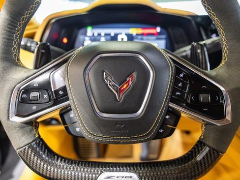 Used 2024 Chevrolet Corvette Z06 RWD image 35