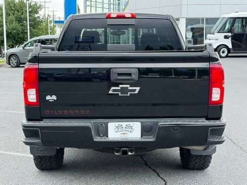 Used 2018 Chevrolet Silverado 1500 LTZ Z71 w/ Redline Edition AWD/4WD image 13