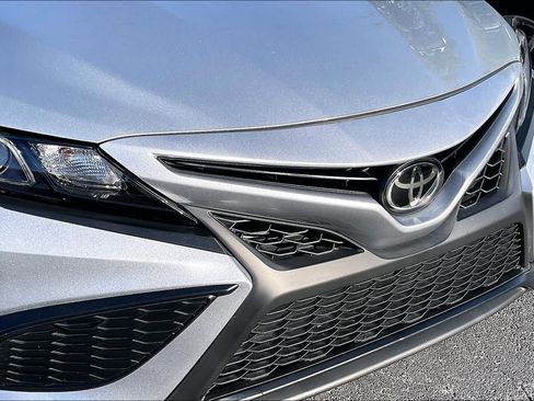 Used 2024 Toyota Camry SE w/ Convenience Package FWD image 29