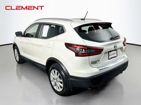 Used 2020 Nissan Rogue Sport SV w/ All-Weather Package AWD/4WD image 9