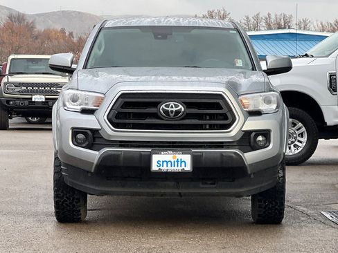 Used 2022 Toyota Tacoma SR5 w/ Black Out Package (TMS) image 10