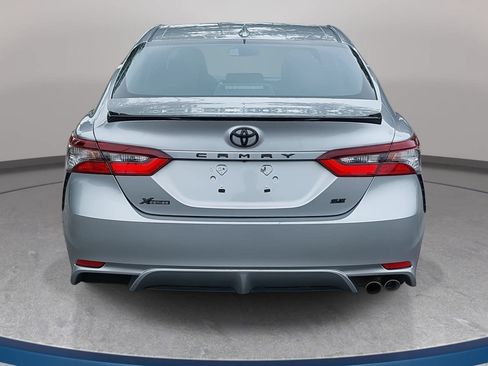 Used 2022 Toyota Camry SE FWD image 6