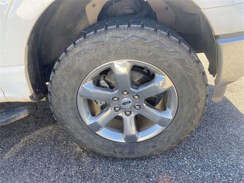 Certified 2021 Ford F150 XLT w/ Equipment Group 302A High image 39