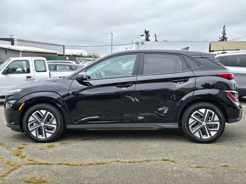Used 2023 Hyundai Kona SE FWD image 4