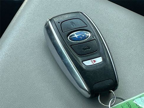 Used 2023 Subaru Forester Premium AWD/4WD image 21