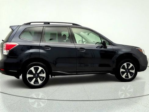 Used 2018 Subaru Forester 2.5i Limited AWD/4WD image 4