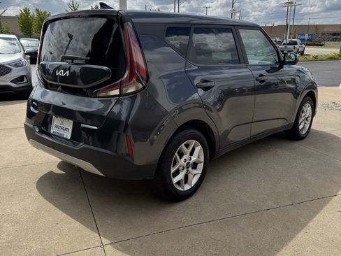 Used 2023 Kia Soul LX w/ Option Group 015 image 3