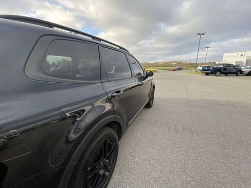 Used 2023 Kia Telluride EX X-Line image 10