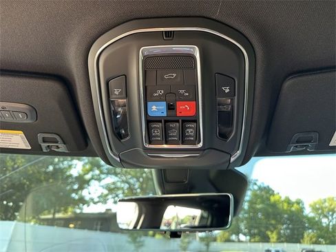 Used 2025 Jeep Grand Cherokee Summit w/ Adv Protech Group IV image 41