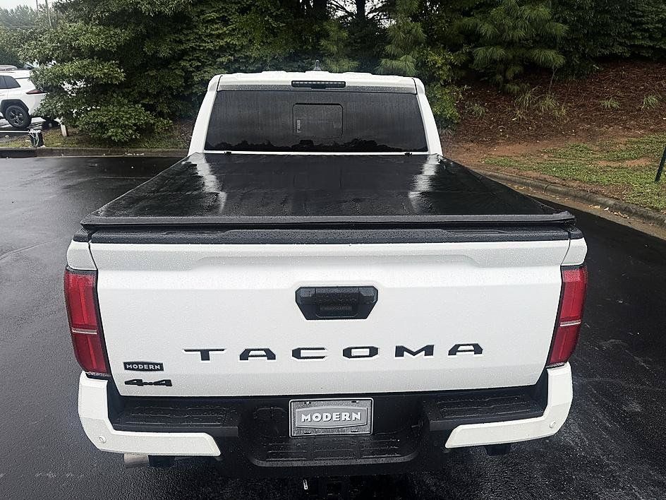 Used 2024 Toyota Tacoma TRD Off-Road w/ TRD Off Road Upgrade Package AWD/4WD image 26