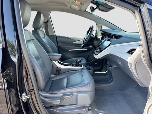 Used 2021 Chevrolet Bolt Premier w/ Infotainment Package image 30
