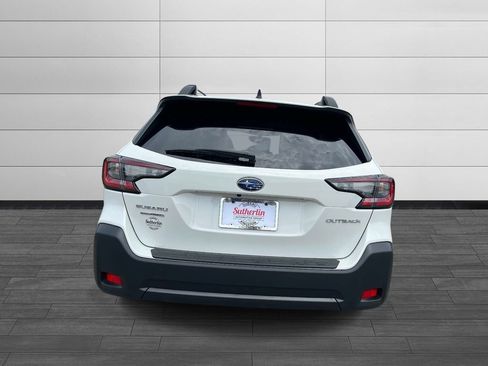 Certified 2025 Subaru Outback Premium w/ Popular Package #1A AWD/4WD image 4