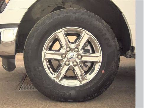 Used 2025 Ford F150 XLT w/ Equipment Group 301A Standard AWD/4WD image 8
