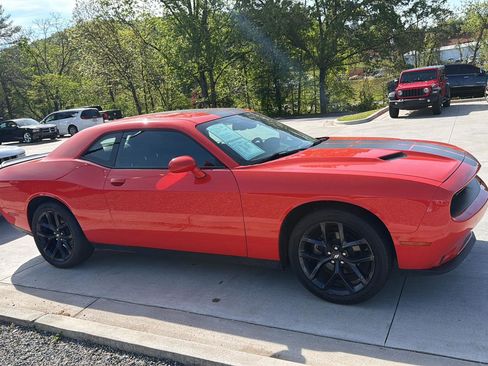 Used 2022 Dodge Challenger SXT w/ Blacktop Package RWD image 2