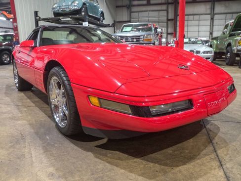 Used 1991 Chevrolet Corvette Convertible RWD image 26