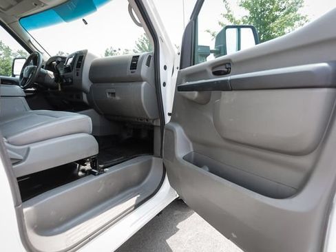 Used 2021 Nissan NV 3500 SV RWD image 25