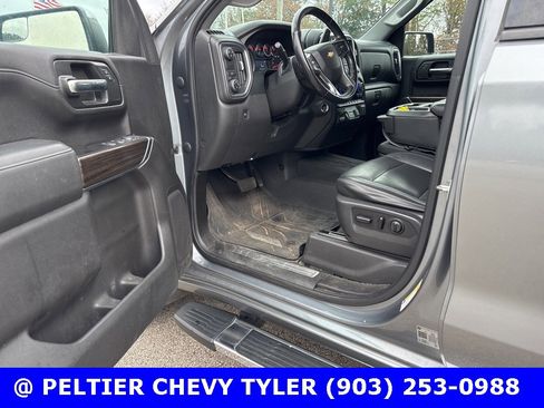 Used 2019 Chevrolet Silverado 1500 LT w/ Texas Edition image 12