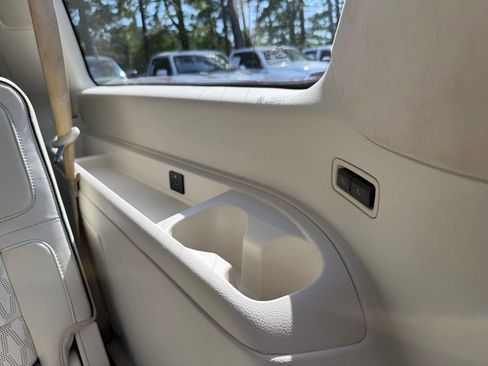 Used 2018 Lincoln Navigator L Black Label w/ Cargo Package image 41