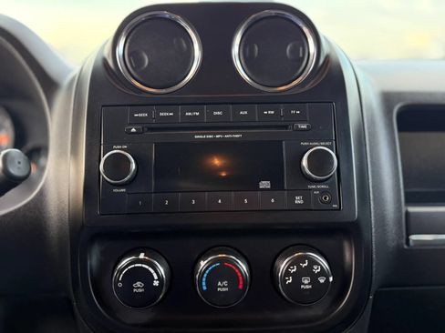 Used 2014 Jeep Patriot Sport w/ Power Value Group FWD image 19