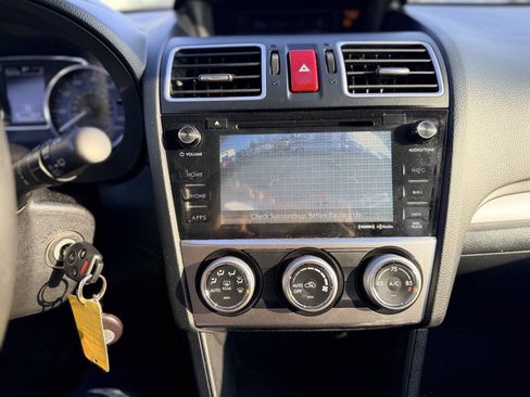 Used 2015 Subaru Crosstrek 2.0i Limited image 11