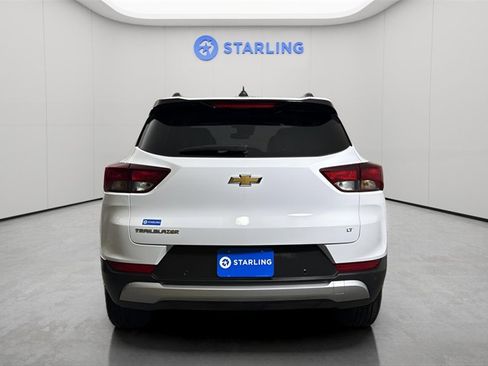 Certified 2024 Chevrolet TrailBlazer LT w/ Driver Confidence Package image 17
