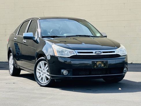 Used 2010 Ford Focus SEL FWD image 1