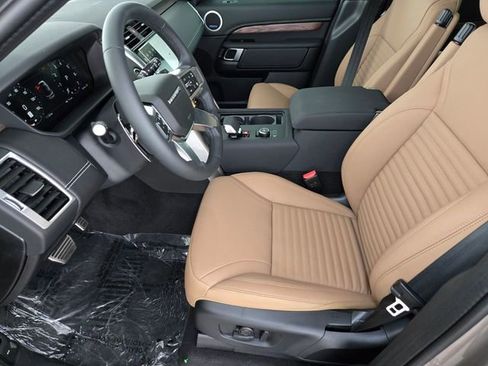 New 2025 Land Rover Discovery Dynamic SE AWD/4WD image 10