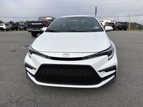 Used 2026 Toyota Corolla SE FWD image 11