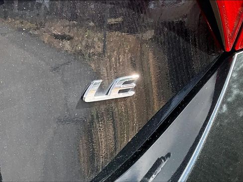 Used 2019 Toyota Corolla LE FWD image 10