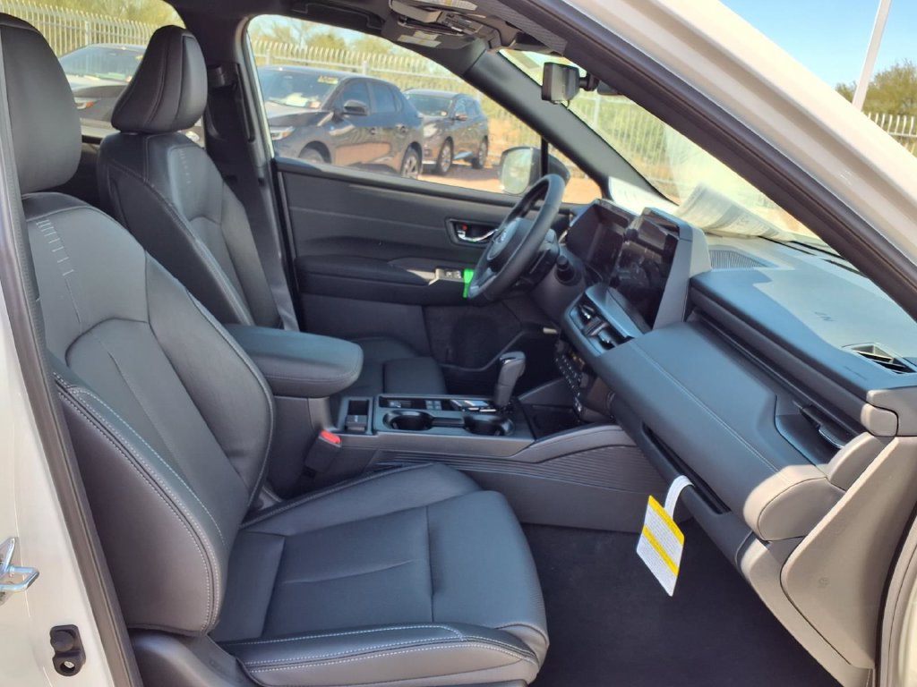 New 2026 Subaru Outback Touring AWD/4WD image 15