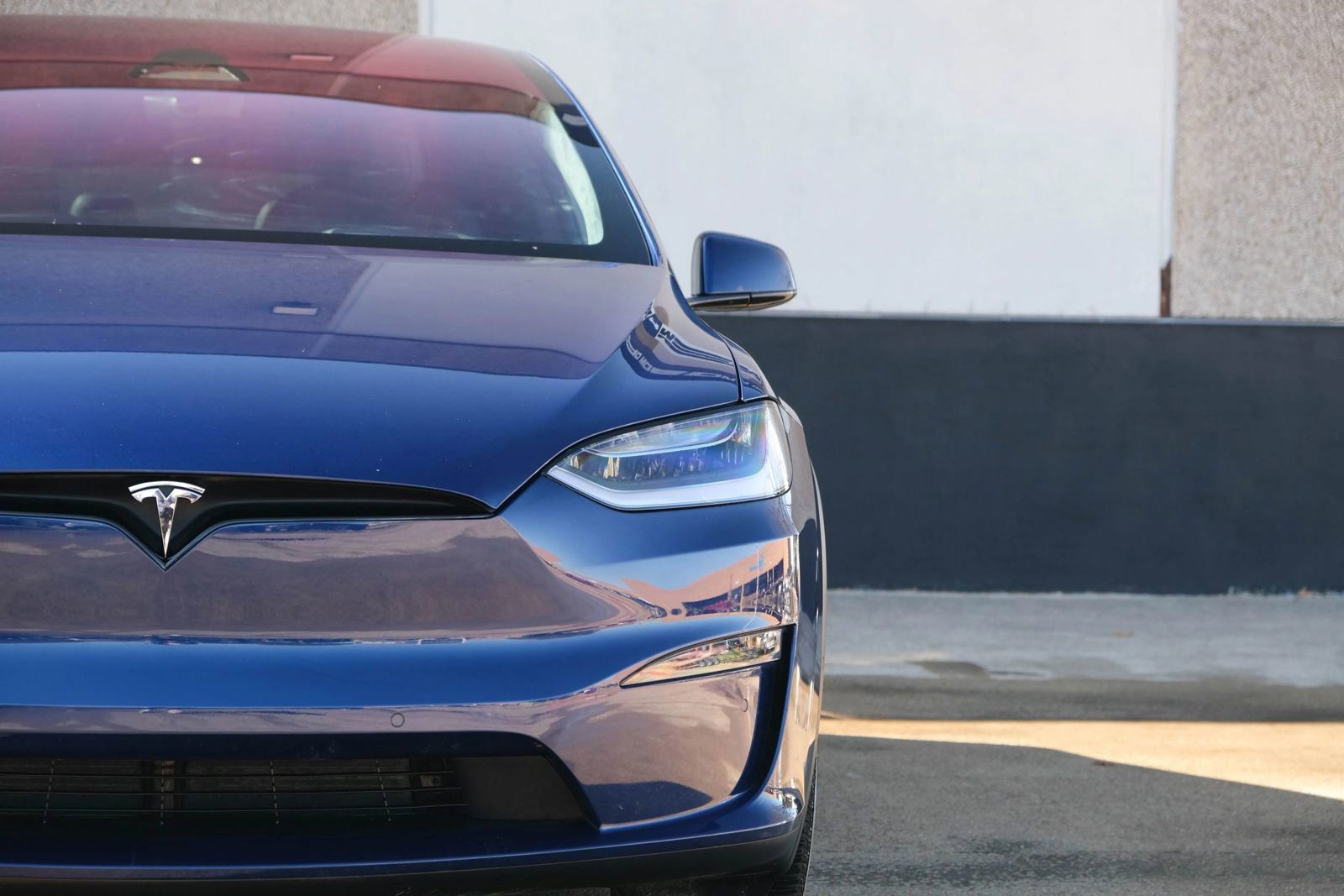 Used 2023 Tesla Model X Plaid AWD/4WD image 3