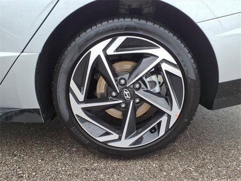 New 2026 Hyundai Sonata SEL image 6