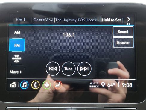 Used 2023 Chevrolet Malibu LT image 19