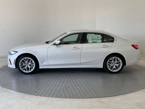 Used 2025 BMW 330i xDrive 330i xDrive w/ Convenience Package image 2