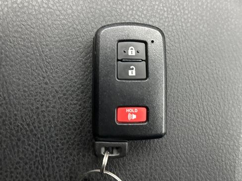 Used 2021 Toyota Tacoma Limited w/ Nightshade Package AWD/4WD image 10