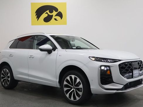 New 2026 Audi Q3 quattro 2.0T image 6