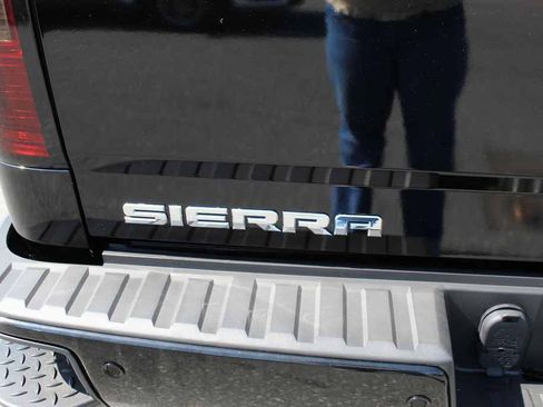 Used 2015 GMC Sierra 1500 Denali RWD image 8