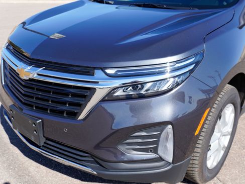 Used 2023 Chevrolet Equinox LT image 21