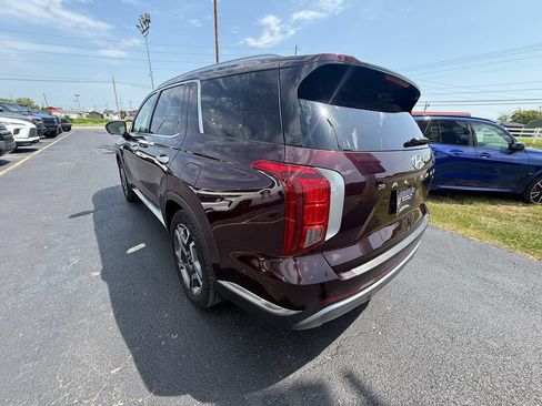 Used 2023 Hyundai Palisade Limited AWD/4WD image 6